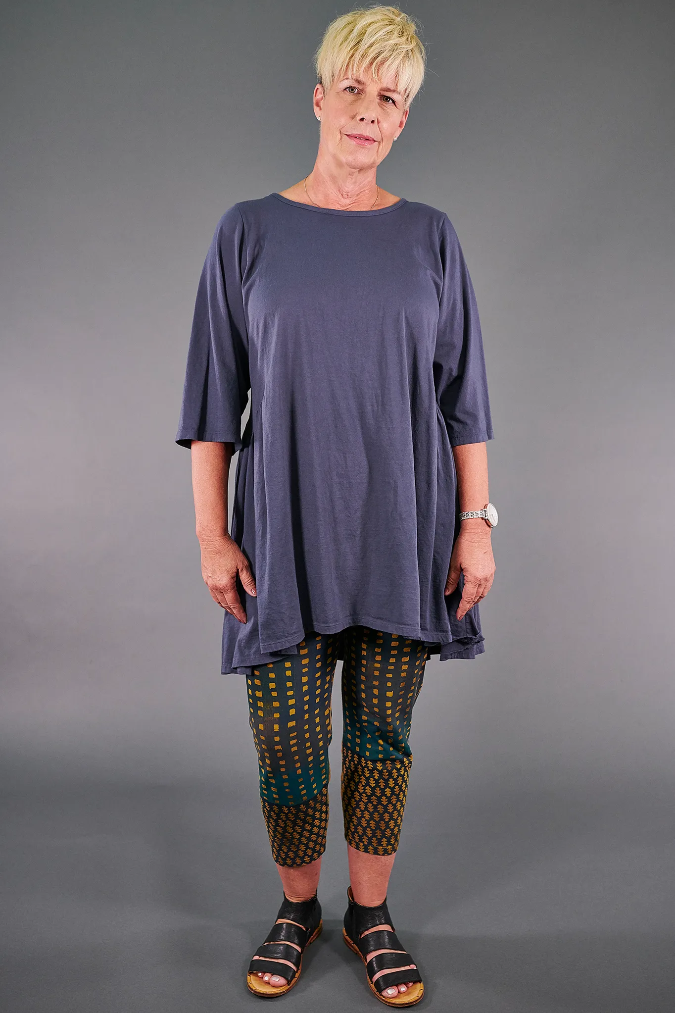 3167 Crop Legging Antique Brass-P
