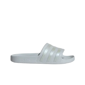 Adilette Aqua Slides