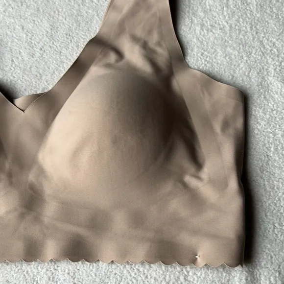 Belly Bandit Comfy Seamless V- Neck Bra