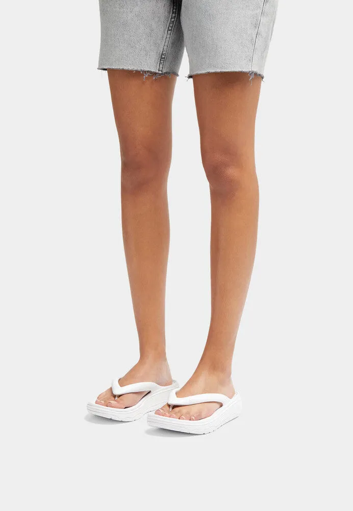 FitFlop RelieFF Recovery Toe-Post Sandals