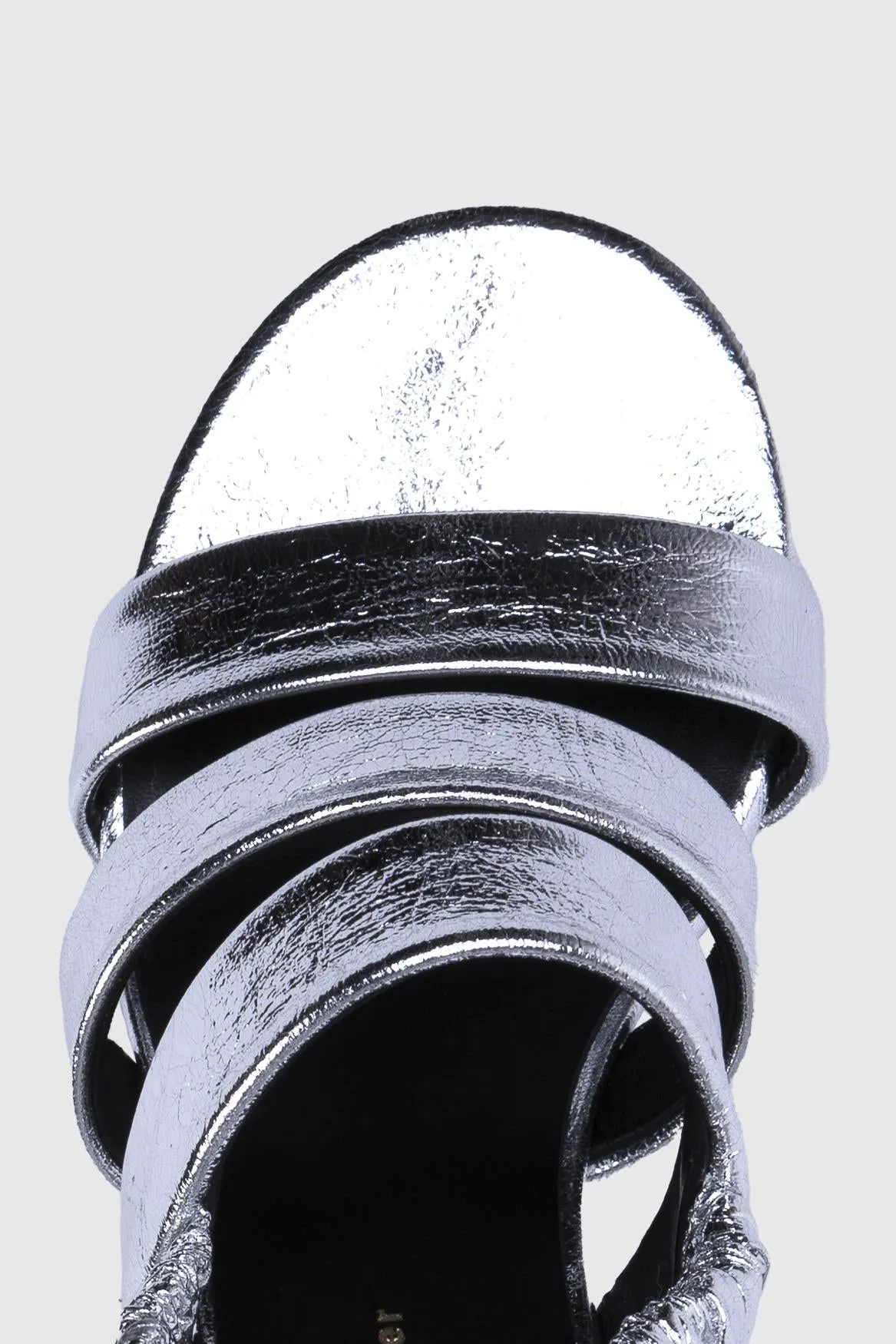GLOVE SANDAL