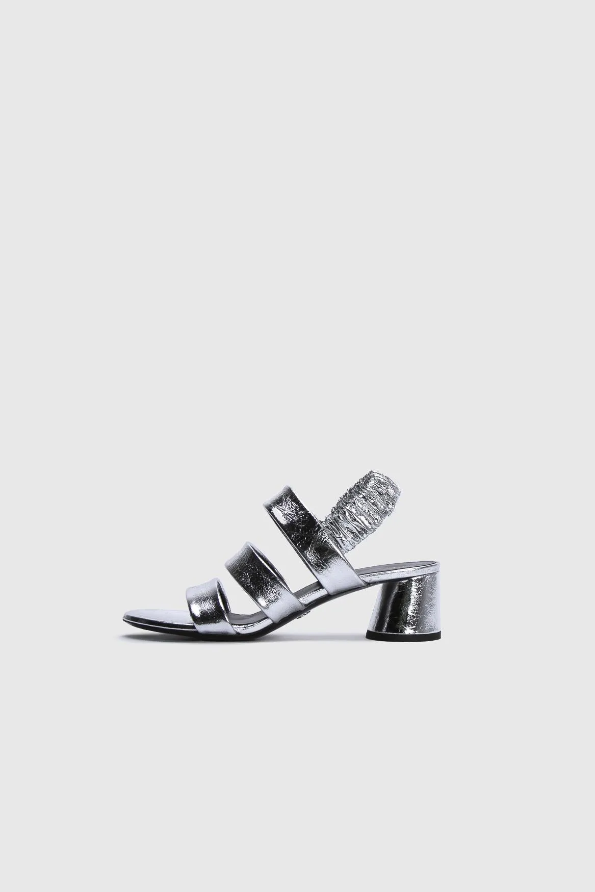 GLOVE SANDAL
