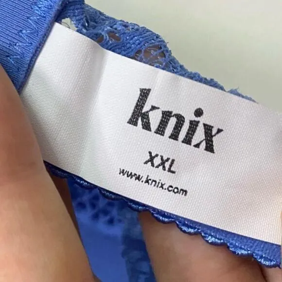 🆕Knix - Lace Deep-V Bralette