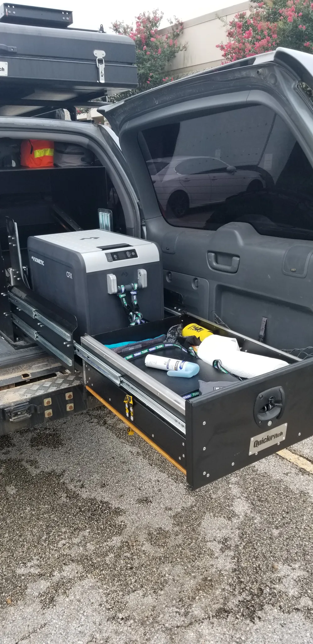 Quick Pitch Mini Kitchen 60L