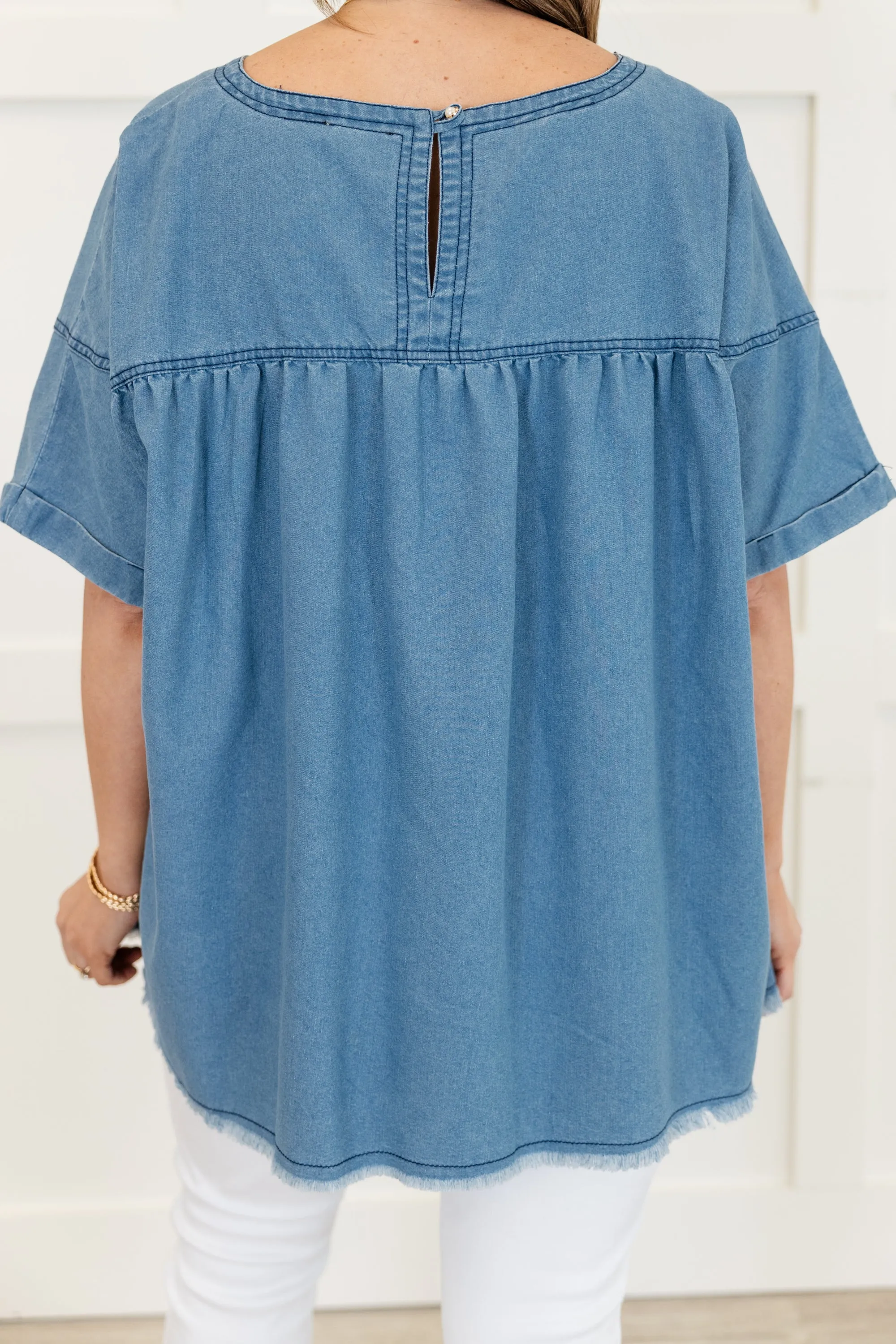 She's Cute Top, Light Wash