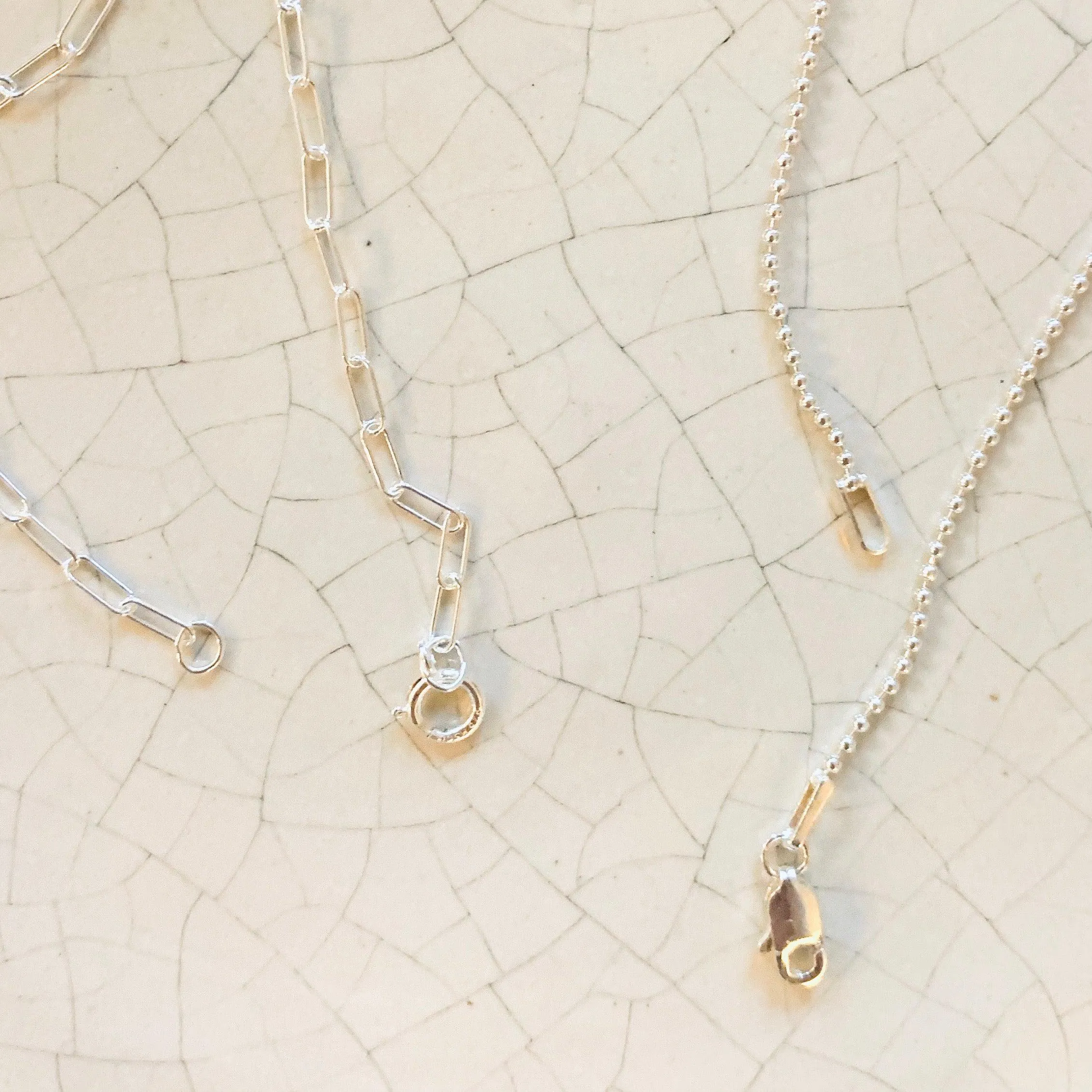 Thin Paperclip Chain