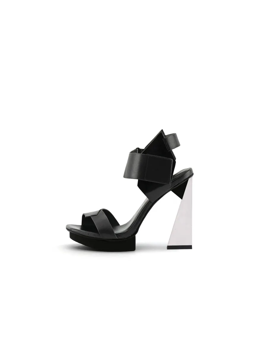 Tikoya Black Leather Heel
