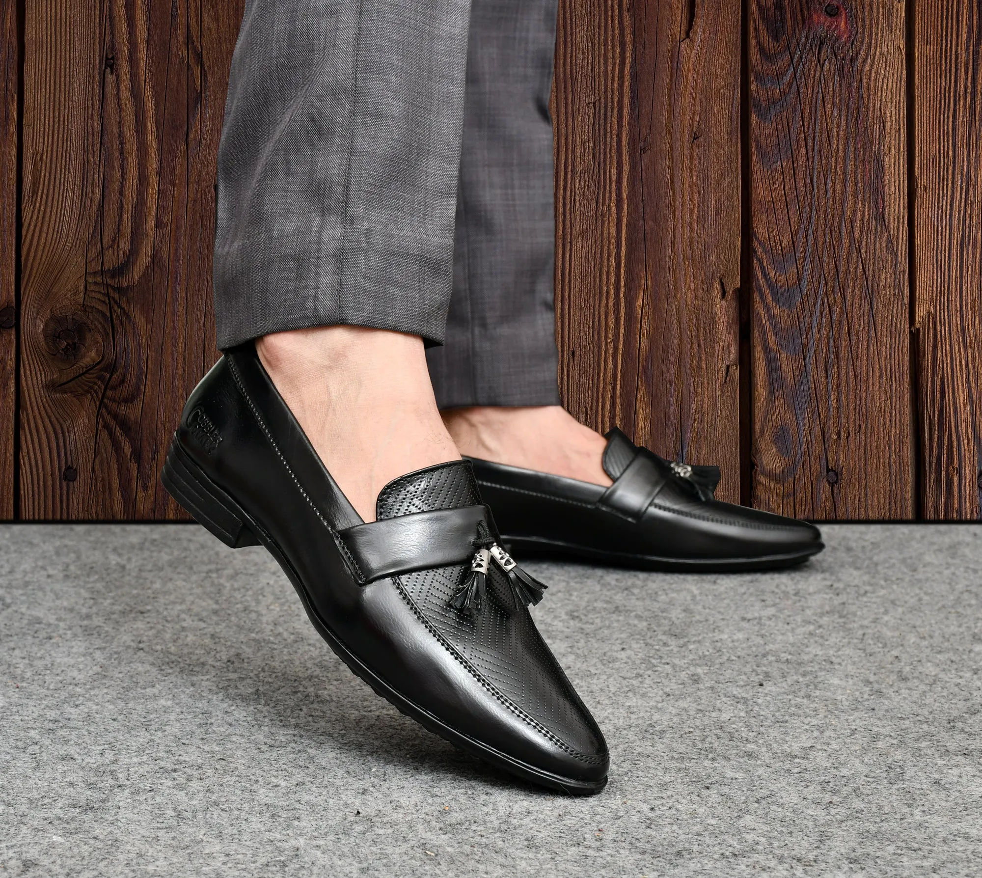 Tussled Loafers for Men with Perforated Pattern | Black