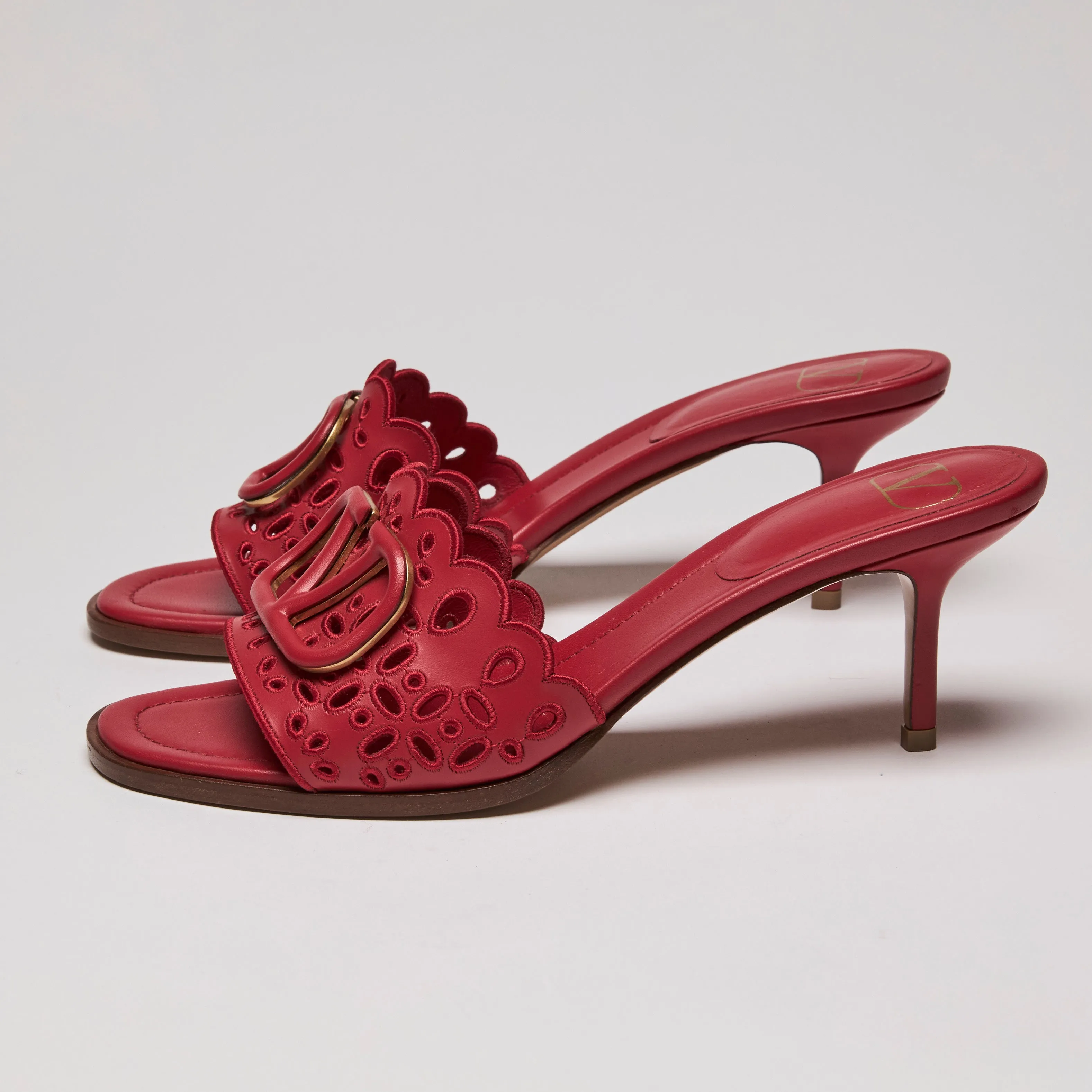 Valentino Calfskin Atelier 08 San Gallo V Logo Heels size 40