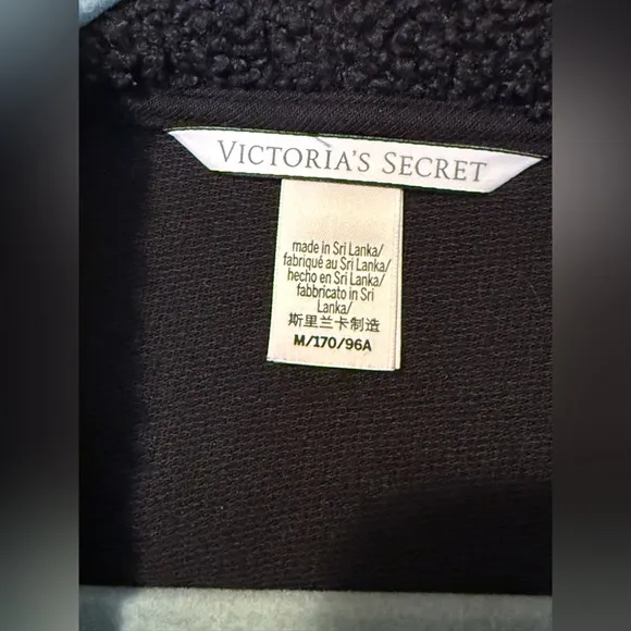 Victorias Secret Set  Loungewear Hoodie/Sherpa Shorts, Black, Size Medium