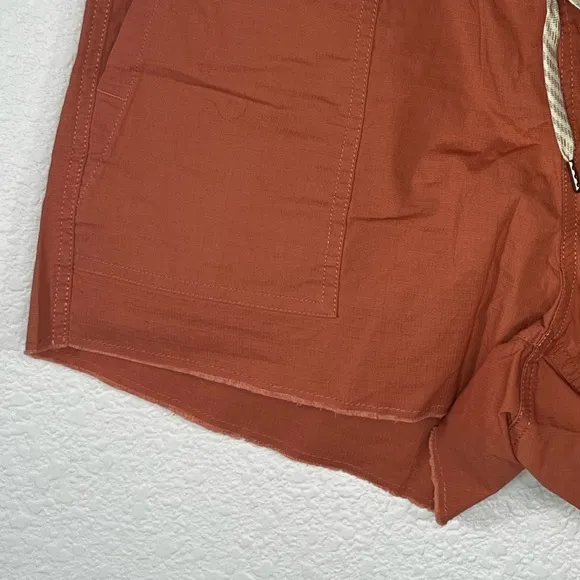 Vuori Vintage Ripstop Shorts - Women's Sz M in Cinnamon NWOT